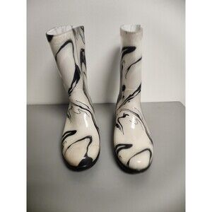UGG Rain Boots Womens 6 Black & White Marble Sheep Lined Insole